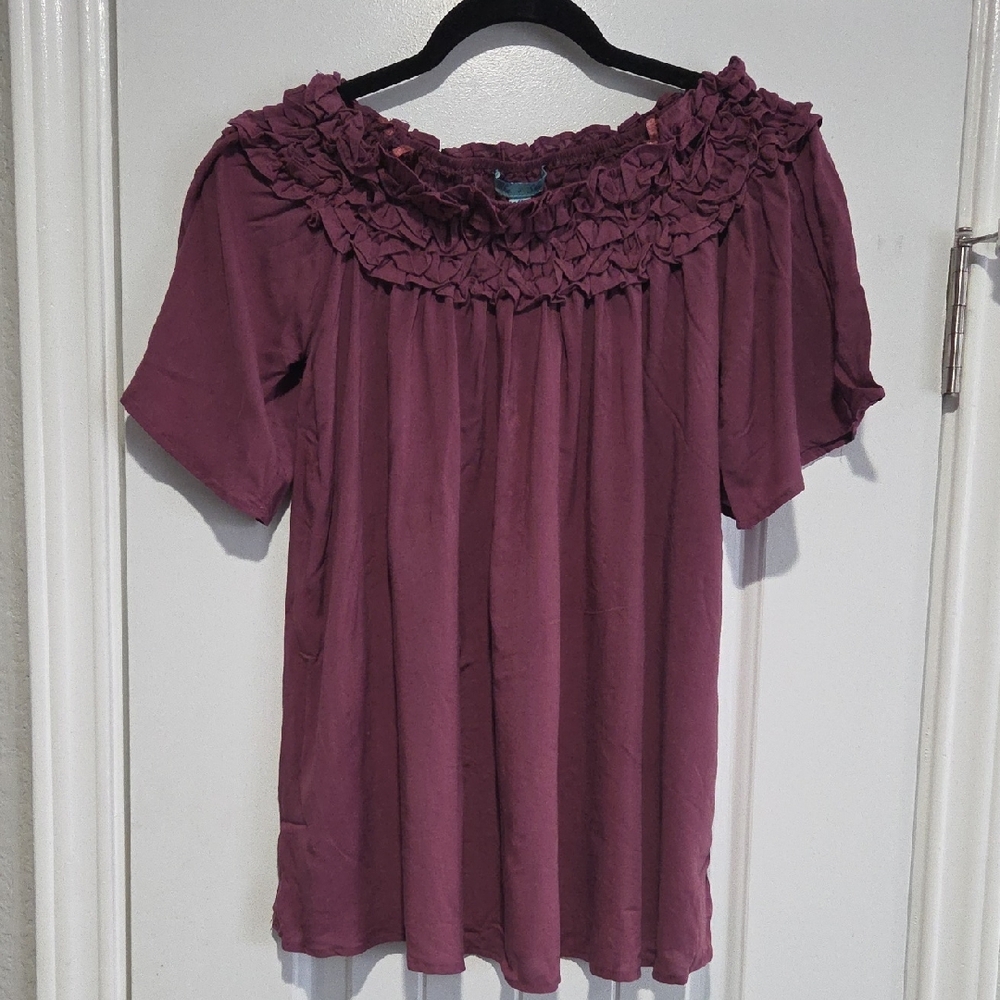 She + Sky Ruffled Off-Shoulder Blouse - Plum